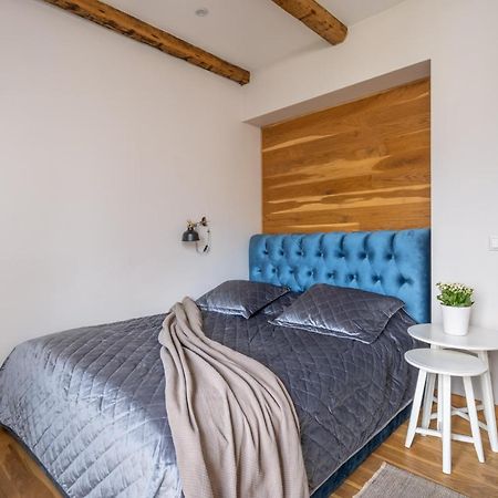 Lacplesa loft-style residence Riga Extérieur photo