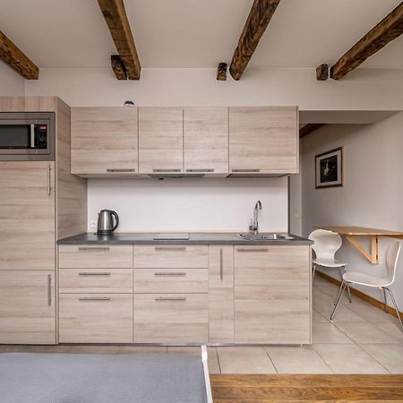 Lacplesa loft-style residence Riga Extérieur photo