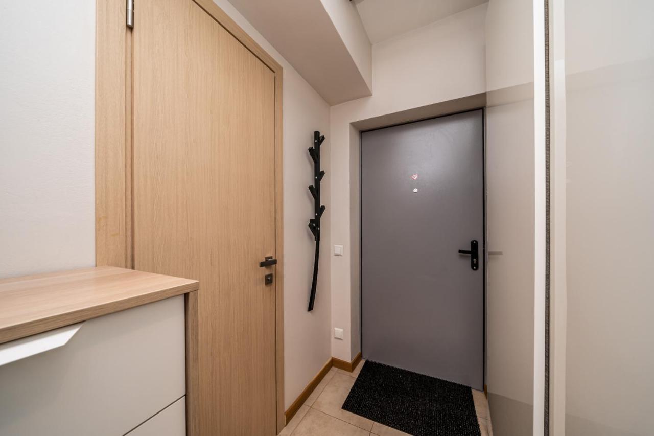 Lacplesa loft-style residence Riga Extérieur photo