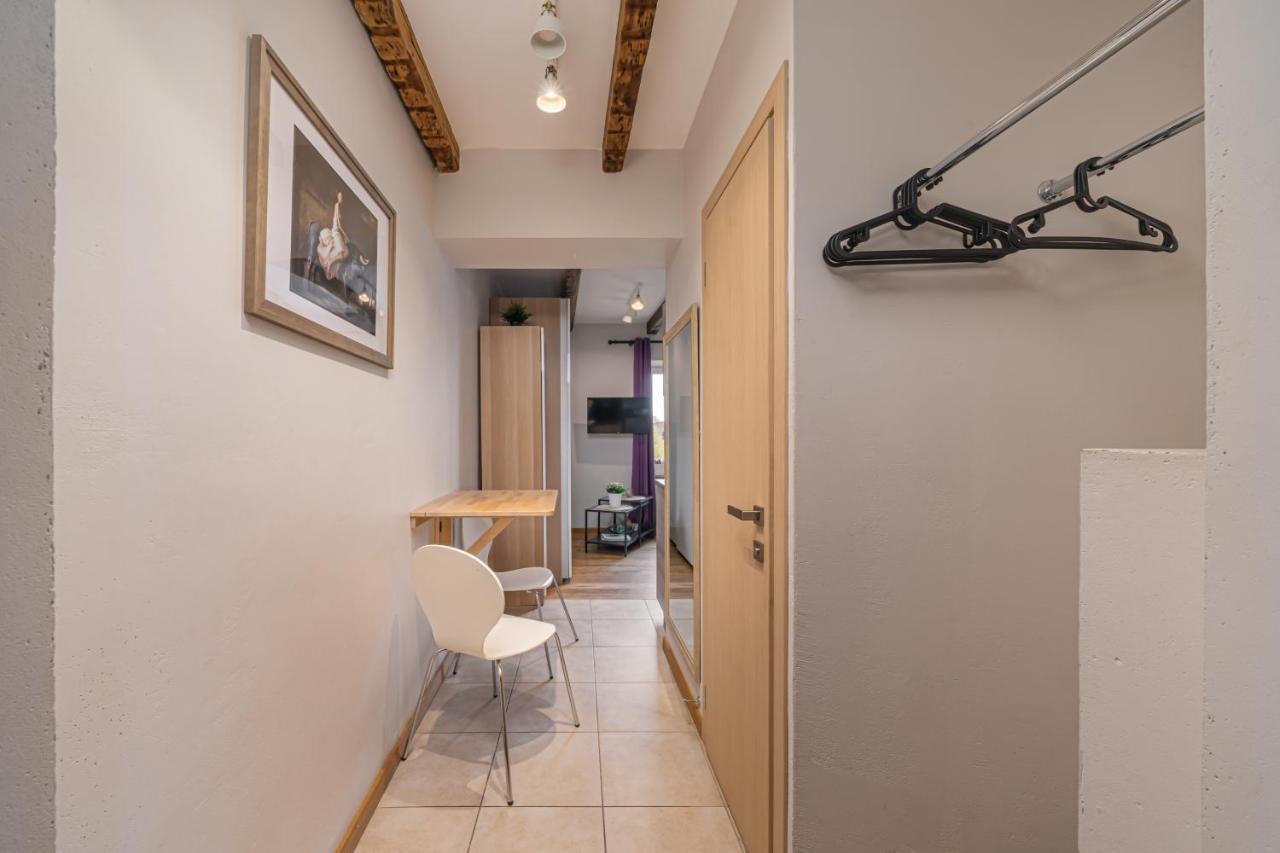 Lacplesa loft-style residence Riga Extérieur photo